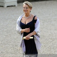 Lisa Ricci 
