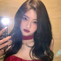 พลอย