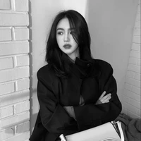 Liona Guntur Vellvet