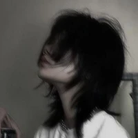 ｡𖦹°‧๋࣭⭑♱— Me! author 
