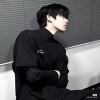 เเดนเนียล//พ.อ