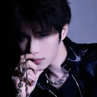 คิม พ.พ.อ