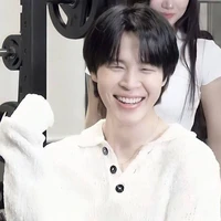 ชื่อ"เหมย"ครับไม่ใช่"หมอย"