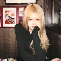 อิซาเบลล์ 👸🏻 เพื่อนนางเอก