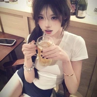 นาเนีย.