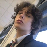 Tomás