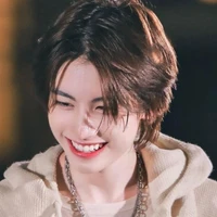 นาเดีย[เพื่อนน้อง นอ.]