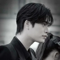 คีน(พระเอก)