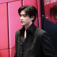 เชน(นายเอก)