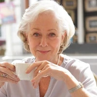 Miriam Castelli ( vó de Alana e Sophia)