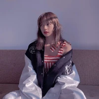 LaLisa Menomal 22