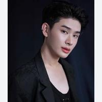 ธีร์(พระเอก)+พี่คนสุดท้อง