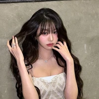 ส้มจ๋อย  [กะหรี่]