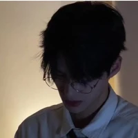 ออกัส"พ.อ"