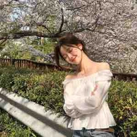 ยี่หวา(นางเอก)