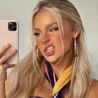 Naomi D