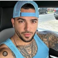 adrian hermano