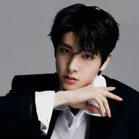 ~ Xavier Cassian Devereux [Bodyguard] ~