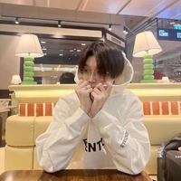 ใบตอง(เพื่อนนอ.)