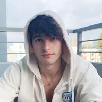 ✨ David ✨