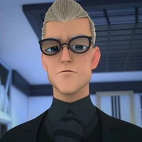 กาเบรียว อาเกรซ (พ่อเอเดรียน )