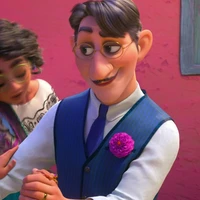 Ayah Mirabel (Agustin)