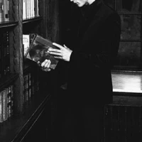 POSSESSIVE BOYFRIEND (BOT)