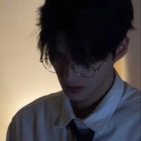 วิคเตอร์ ลูวิน🗡️☀️(แฝดน้อง)