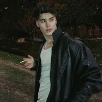 Ethan/22yrs(Fl older brother)