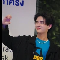 ญ่า(น.อ)