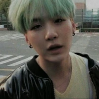 SUGA(D.D)