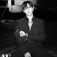 Chris (bang chan)