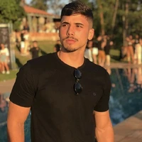 Tomas