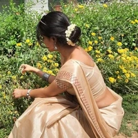 Divya Raghuvanshi/ Fl