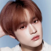 Kim /Park Chenle• Mama
