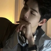 เน็กซ์🍷(พ่อนายเอก)