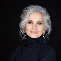 Vivian (Mãe de Vince)