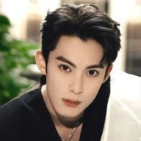Dylan Martinez(tunangan Alice/kk2)