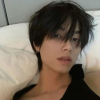 Hiro พ่อ(น.อ)