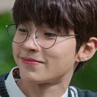 Hwang-in (16 years old)