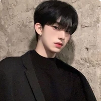 ไนท์//เพื่อนนายเอก🩶(แฝดน้อง)