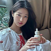 พลอย(เเม่บ้าน)