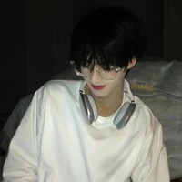 ธี