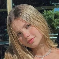 (Beatrizz)trizz