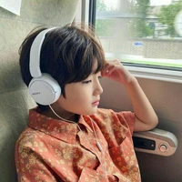 Liam Ethan Garfield¹