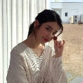 Karina William ( mama Lina )