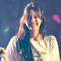 jennie( 29 años)