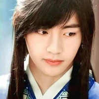 Kim taehyung (2nd prince 17 years old)
