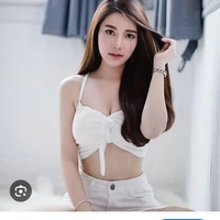 พลอย