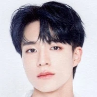 lee jeno